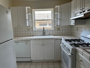 551 59th St in Oakland, CA - Building Photo - Building Photo