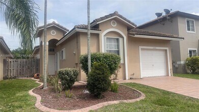 21331 SW 87th Ct in Cutler Bay, FL - Building Photo - Building Photo