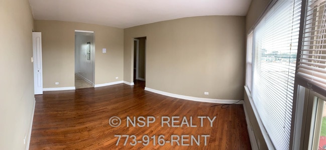 property at 7628 N Milwaukee Ave