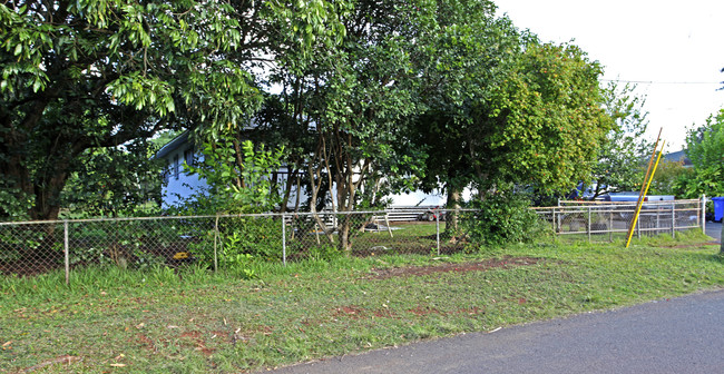 2102 Puu Pl in Wahiawa, HI - Building Photo - Building Photo