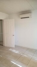 3251 SW 44th St in Fort Lauderdale, FL - Building Photo - Building Photo