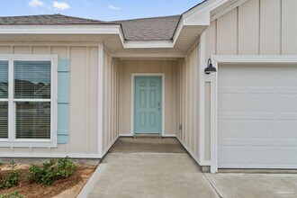 6616 Forest Bay Ave in Gulf Breeze, FL - Building Photo - Building Photo