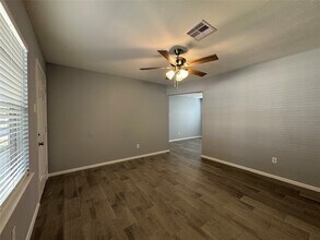 514 Bertloma St in Pasadena, TX - Building Photo - Building Photo