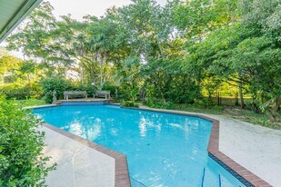 6290 SW 86th St in Miami, FL - Building Photo