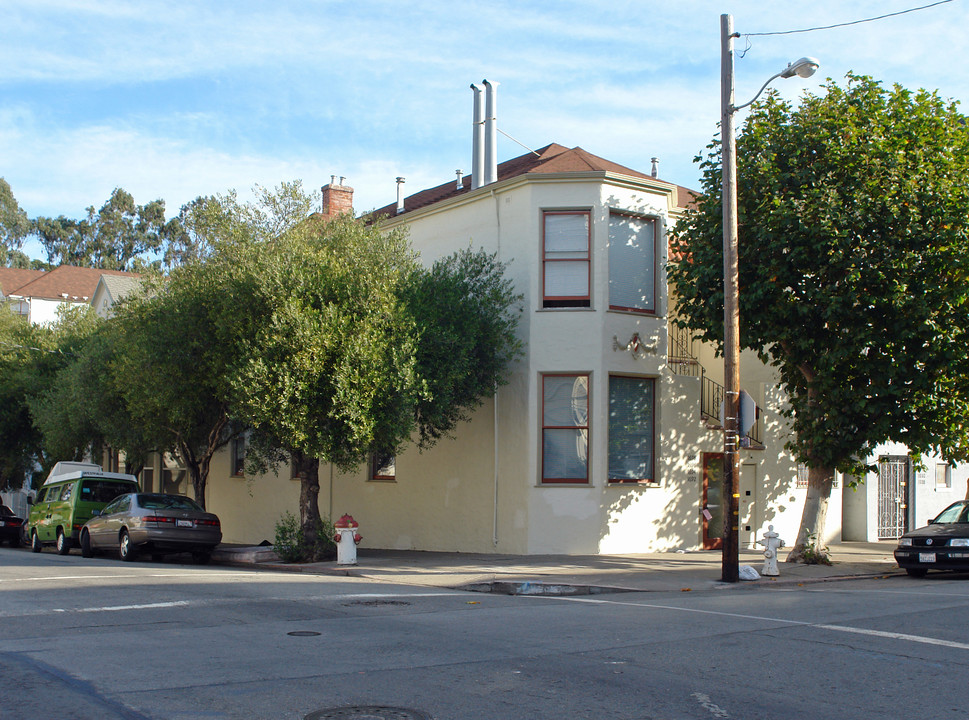 1692-1698 Page St in San Francisco, CA - Foto de edificio