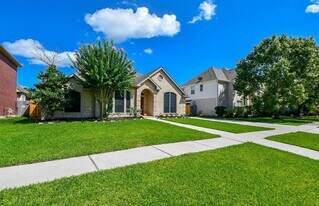 10018 Park Meadow Dr in Houston, TX - Building Photo