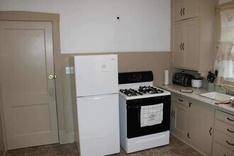 1200 N Orange St in Peoria, IL - Building Photo - Building Photo