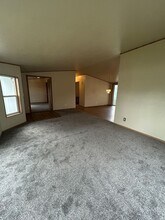 8951 N Runkle Rd in Hayden, ID - Building Photo - Building Photo