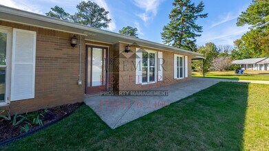 5100 Sequoia Dr in Columbus, GA - Building Photo - Building Photo
