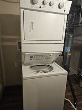8023-135A 135a Ave NW in Edmonton, AB - Building Photo - Building Photo