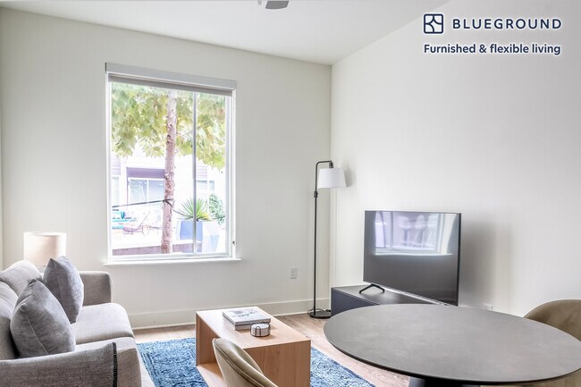 1301 W Koenig Ln-Unit -FL1-ID160 in Austin, TX - Building Photo - Building Photo