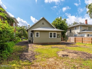 2589 Post St in Jacksonville, FL - Building Photo - Building Photo