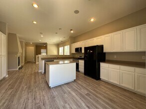 10599 Crystal Bay Dr in Reno, NV - Building Photo - Building Photo