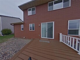 1590 Edgebrook Ln in Carver, MN - Building Photo