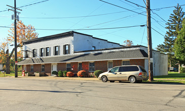 4196 Main St in Perry, OH - Building Photo - Building Photo