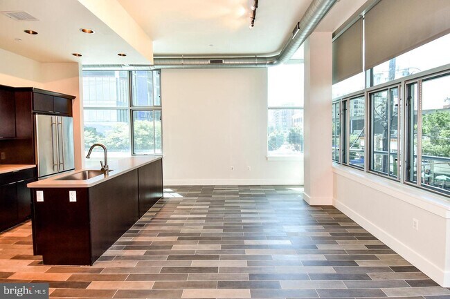 7809 Woodmont Ave in Bethesda, MD - Building Photo - Building Photo