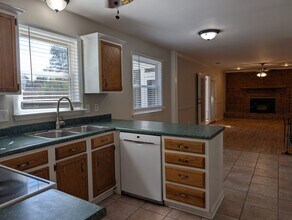 5823 Rimerton Dr in Charlotte, NC - Foto de edificio - Building Photo