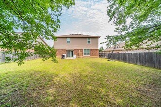 906 Penny Royal Ct in Arlington, TX - Building Photo - Building Photo