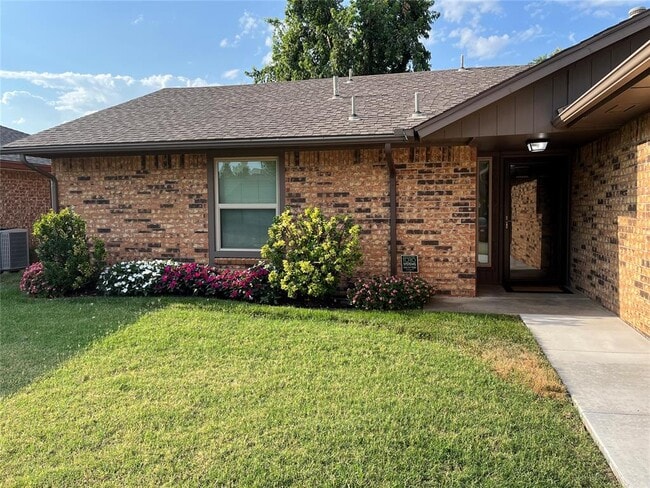 512 Cypress Dr in Oklahoma City, OK - Building Photo - Building Photo