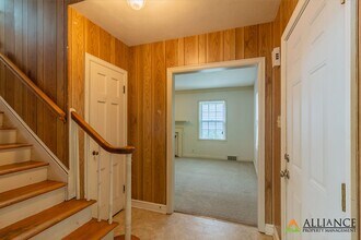 1818 Fairchild Ave in Manhattan, KS - Building Photo - Building Photo