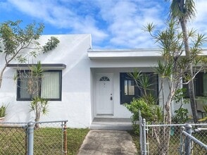 650 83rd St in Miami Beach, FL - Building Photo - Building Photo