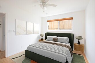 1220 N. Formosa Ave in Los Angeles, CA - Building Photo - Building Photo