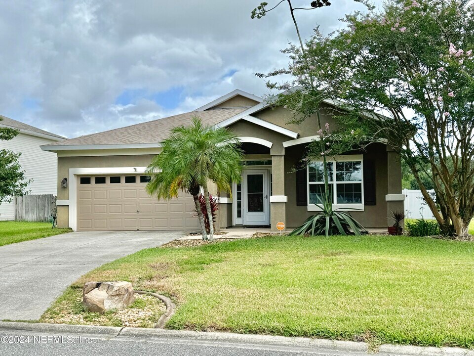 12059 Autumn Sunrise Dr in Jacksonville, FL - Building Photo