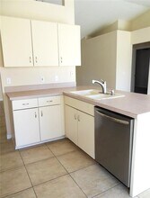 1450 Doris St in Orange City, FL - Building Photo - Building Photo