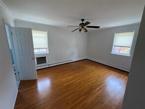 120 Vredenburgh Ave in Yonkers, NY - Building Photo - Building Photo