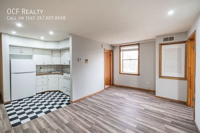 property at 734 S 9th St