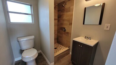 2811 4th St E in Bradenton, FL - Building Photo - Building Photo