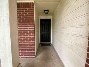 2402 Hallie Ln in Round Rock, TX - Building Photo - Building Photo