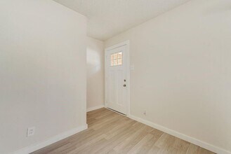 4626 Utah Ave in Dallas, TX - Building Photo - Building Photo