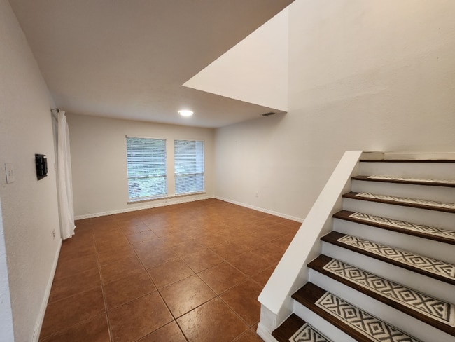 4437 Rayfield Dr in Sarasota, FL - Building Photo - Building Photo