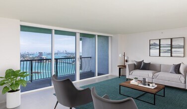 Bay Parc in Miami, FL - Building Photo - Building Photo