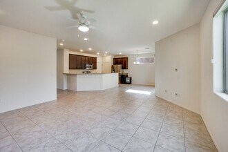 4271 N Golden Ridge Ln in Tucson, AZ - Building Photo - Building Photo