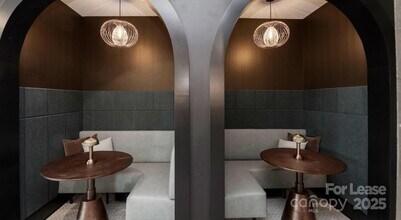 1711 Commonwealth Ave, Unit A5 in Charlotte, NC - Building Photo - Building Photo