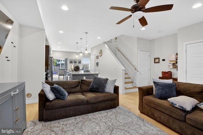 1504 Earl St in Philadelphia, PA - Building Photo - Building Photo