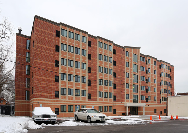 Helen S Brown Towers in Cleveland, OH - Building Photo - Building Photo