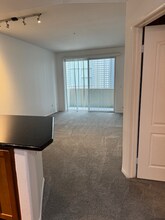 4060 Glencoe Ave in Marina Del Rey, CA - Building Photo - Building Photo