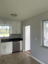 21313 Midway Blvd, Unit 13101 in Port Charlotte, FL - Building Photo - Building Photo