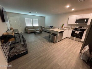 476 Reizen Dr in Morristown, AZ - Building Photo - Building Photo