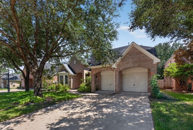 property at 21327 Pennshore Ln