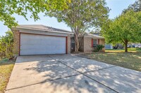 1703 Verbena Way in Round Rock, TX - Foto de edificio - Building Photo