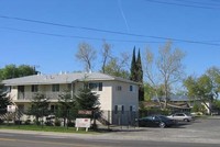 Cottage Manor in Sacramento, CA - Foto de edificio - Building Photo