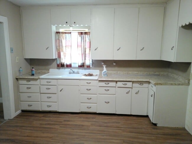1906 24th St in Lubbock, TX - Building Photo - Building Photo