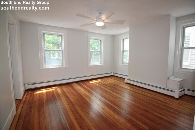 12 Albion Pl, Unit 2