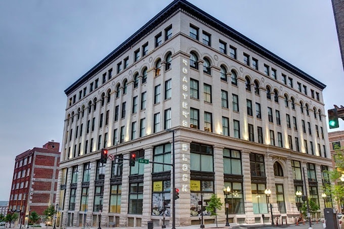 Roaster's Block in Kansas City, MO - Foto de edificio
