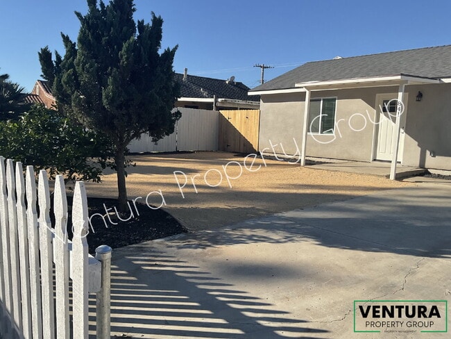 841 S E St in Oxnard, CA - Building Photo - Building Photo