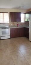 1740 NE 148th St in Miami, FL - Building Photo - Building Photo
